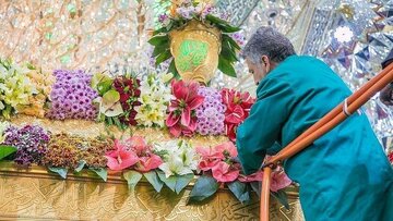 ویژهبرنامههای حرم امامرضا(ع) برای نیمه شعبان