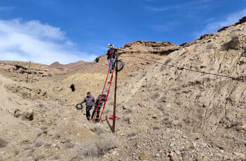 تلاش مخابرات منطقه سمنان برای توسعه و ارتقای کیفیت زیرساختهای ارتباطی در روستاها