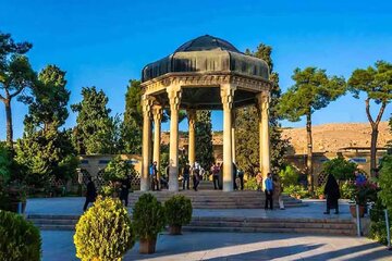 جنگ، حافظیه را تعطیل کرد / آماده میزبانی از گردشگران نوروزی بودیم
