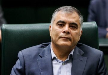 خبر مهم وزیر نفت درباره سقف سوختگیری در کشور/ سهمیه بنزین هر خودرو چقدر است؟