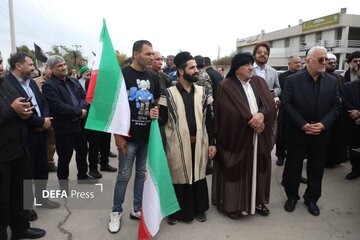 خروش خوزستانیها در برابر تهدیدات واشنگتن؛ نیروگاه رامین در حلقه زنجیره انسانی قرار گرفت