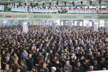 ملت ایران در بزنگاههای تاریخی، همراه و مطیع رهبری بودهاند