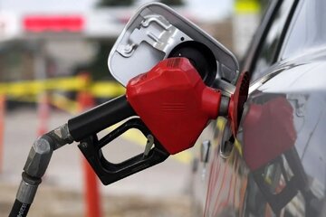 کاهش چشمگیر مصرف بنزین در کشور؛ جایگاهها خلوتتر شدند