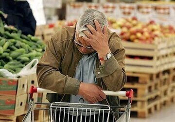 اجازه ندهید گرانی افسارگسیخته گریبان مردم را بگیرد/ بعضی گرانی ها بهانه های واهی دارد