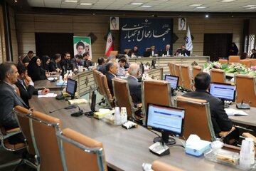 استاندار : دستگاههای اجرایی و بانکها موانع تولید در چهارمحال وبختیاری رابرطرف کنند