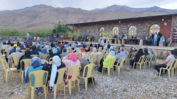 اقامتگاه بومگردی باغ گیلاس، نخستین اقامتگاه بومگردی ایجادی کشور