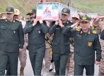 تشییع پیکر پاک شهدای حمله آمریکایی – صهیونی در گرمی