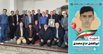 خانواده شهدا، سرمایههای معنوی ما هستند