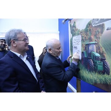 رونمایی از نخستین مزرعه الگویی برنج کشور در مازندران