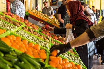 قیمت جدید میوه و سبزی در بازار/ برای این میوه باید کیلویی ۵۰۰ هزار تومان هزینه کنید