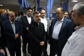 معاون وزارت بهداشت از مراکز درمانی قزوین بازدید کرد
