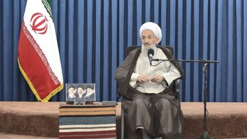امام جمعه ساری: معجزه بیعت امت، عامل شکست ابرقدرتها است