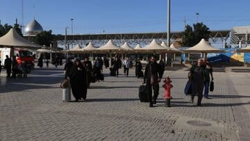 بازگشت بیوقفه زائران از مرز مهران/ تردد ۱۹ هزار نفر در ۲۴ ساعت