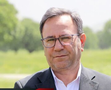 توسعه شهرکهای گلخانهای لرستان با محوریت بخش خصوصی