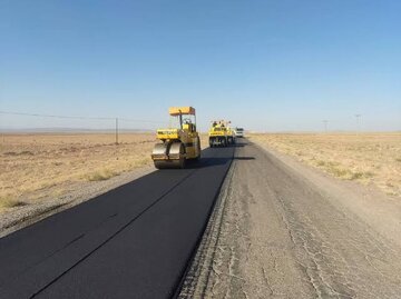 تکمیل راههای فرعی و روستایی در کنار پروژههای ملی در اولویت است