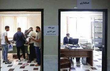 خبر فوری سازمان اداری و استخدامی برای کارمندان/ اضافهکاری کارکنان دولت حذف شد؟