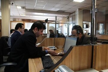 سخنگوی سازمان اداری: به حضور کارکنان ادارات بعد از ساعت ۱۳ اضافهکاری تعلق نمیگیرد