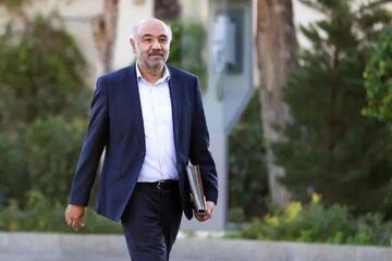 پشتپرده تغییر سن بازنشستگی چیست؟ / وزیر کار درباره اصلاح فرمول محاسبه مستمری بازنشستگان چه گفت؟