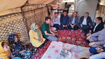 ببینید | دیدار نماینده ایلام از عشایر مرزنشین استان