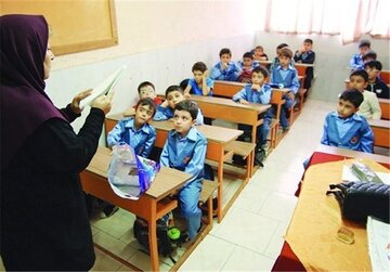 بررسی ظرفیتهای تسهیلاتی مدارس غیردولتی کرمان برای حمایت از خانوادهها