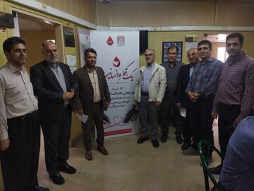 برگزاری آیین گرامیداشت روز جهانی اهداکنندگان خون در انتقال خون کردستان