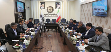 تاکید رئیس اتاق کرمان بر تقویت حملونقل ریلی استان