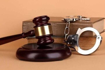 توقیف کشتی حامل ۶۶۰ هزار لیتر گازوئیل قاچاق در خلیج فارس / متهمان به ۴۲ میلیارد تومان جزای نقدی و ۹ سال حبس محکوم شدند