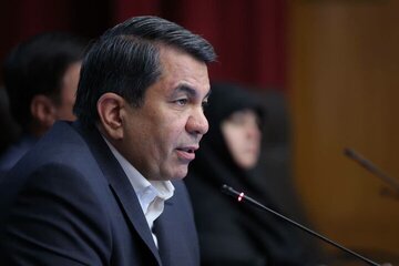 درخواست پایلوت اجرای نظام نوین درآمد و هزینه استانها برای کرمان/ پیگیری مسائل تولید و سرمایهگذاری در تهران