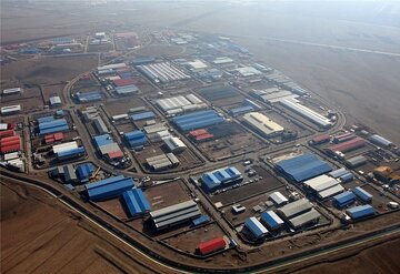 سرمایهگذاری ۳۶۷۰ میلیارد ریالی تولیدات مواد نفتی در بندر امیرآباد مازندران