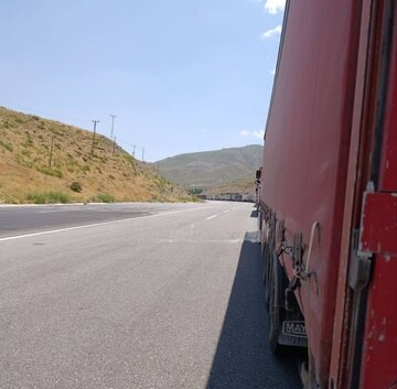 علت صف چند کیلومتری کامیونهای ایرانی در مرز سرو مشخص شد
