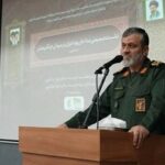 مداحان و شاعران پرچمداران جهاد تبیین هستند