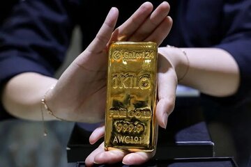 پیشبینی یک کارشناس از قیمت طلا تا پایان سال/ طلا احتمالا تا این عدد تغییر میکند!