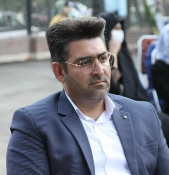 ۱۹ اکیپ شهرداری خرمآباد شهر را پاکسازی کردند