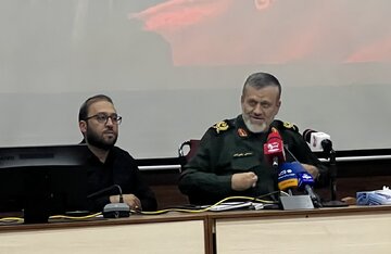۸ کمیته برای اعزام و اسکان زائران قزوینی مراسم تشییع امام شهید تشکیل شد
