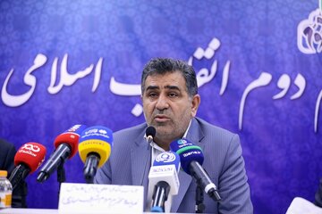 تقدیر جمعی از نیروهای شرکتی ادارات و بانکهای مازندران از بابایی کارنامی