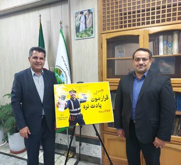 تلاش متولیان برق فارس برای توسعه انرژیهای تجدیدپذیر