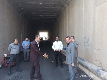 تکمیل آسفالت تقاطع غیرهمسطح شهرک صنعتی خرم آباد پیش از پایان مهلت ۱۴ روزه