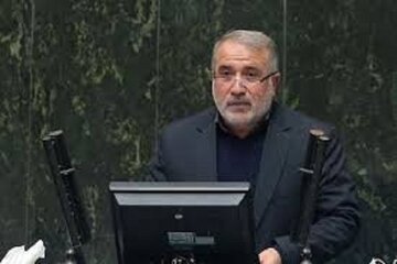 حضور مردم ایران در تشییع امام شهید رزمایش بزرگ ملت علیه استکبار است