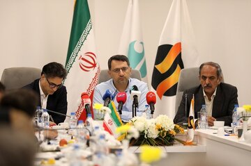 رفع مشکل مسکن و پاسخگویی به مطالبات کسب و کارهای جزیره در دستور کار منطقه آزاد کیش