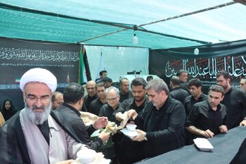 مراسم بدرقه «رهبر شهید انقلاب اسلامی»، نمادی از وحدت، همافزایی و آمادگی استان سمنان برای مواجهه با شرایط مختلف