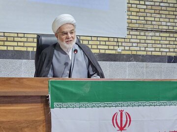 مراسم عزاداری شهادت حضرت رقیه (س) در حسینیه توپآغاج بیجار با سخنرانی نماینده ولیفقیه در استان کردستان برگزار شد