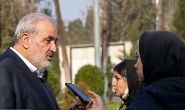 وزیر نیرو: صنعت آب و برق در دوران رهبر شهید انقلاب به خودکفایی رسید
