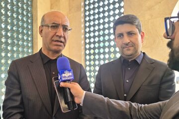 پیگیری ️تقویت زیرساخت‌های ارتباطی کرمانشاه  /۶۰ درصد زائران اربعین از محورهای ارتباطی استان عبور می‌کنند