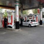 استمرار عرضه بنزین در فارس با نرخ و سهمیههای فعلی/افزایش کارتهای اضطراری جایگاه از ۱۵ لیتر به ۲۵ لیتر