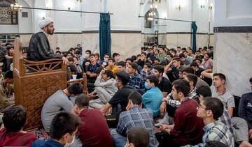 برپایی موکب و برنامههای ویژه اربعین حسینی توسط بچههای مسجد فارس