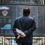 بورس به مرز ۶ میلیون واحد نزدیک شد/ پول حقیقی به بازار هجوم آورد