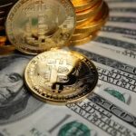 بیش از ۱۳۰ میلیون دلار بیت‌کوین از کیف‌پول‌های سخت‌افزاری به سرقت رفت