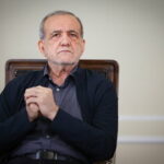 دوسال است که  دشمن با پزشکیان می جنگد؛ دوسال است که صداوسیما هم علیه اوست اما مرد وفاق هنوز استوار است