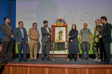 رونمایی از کتاب «تا بهمن سیگار نمی‌کشم»؛ روایت خاطرات یک آزاده قزوینی