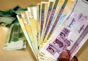 زمان پرداخت معوقات فروردین و اردیبهشت بازنشستگان مشخص شد؟/ کریمی: بازنشستگان توان خرید نان و پنیر هم ندارند؛ حقوقها باید ۲ماه یکبار تغییر کند